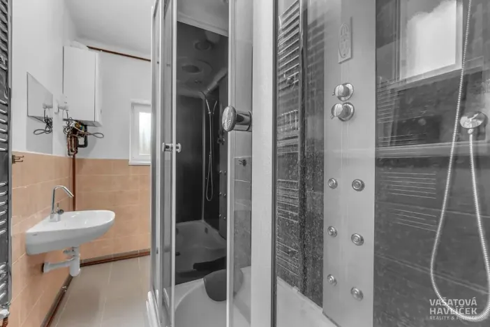 Pronájem bytu 2+1, Hradec Králové, Fučíkova, 75 m2