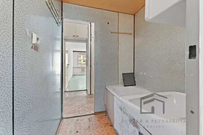 Prodej bytu 3+1, Praha - Vršovice, Uzbecká, 74 m2