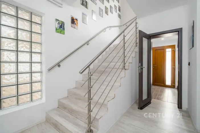 Prodej rodinného domu, Velké Žernoseky, 273 m2