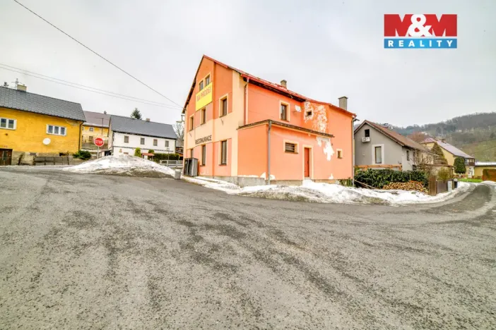 Prodej rodinného domu, Stráž nad Ohří - Boč, 500 m2