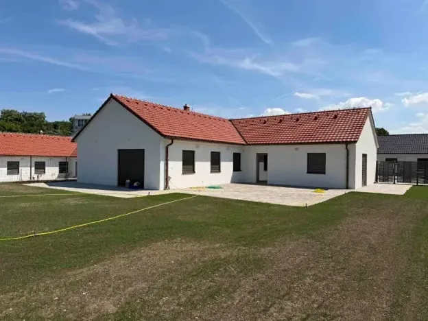 Pronájem rodinného domu, Nový Šaldorf-Sedlešovice, 190 m2