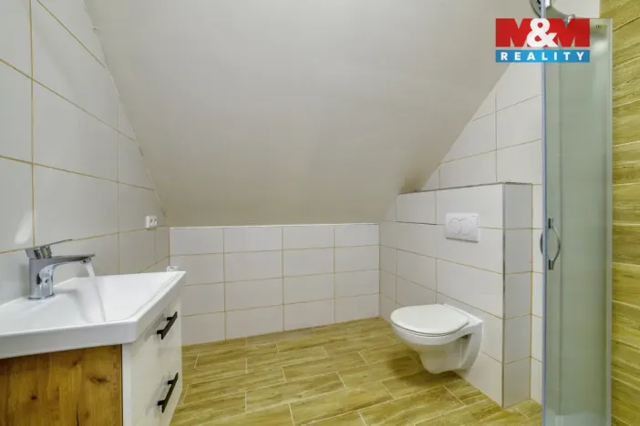 Pronájem bytu 3+kk, Luby, Revoluční, 74 m2
