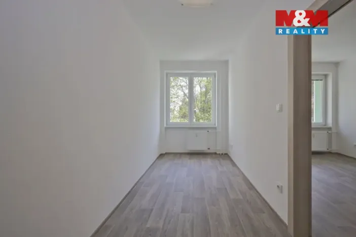 Prodej bytu 2+kk, Žďár nad Sázavou - Žďár nad Sázavou 4, Wolkerova, 70 m2