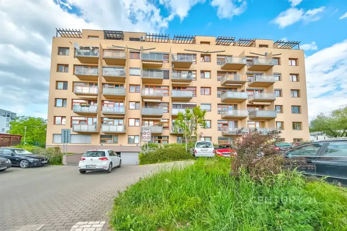 Pronájem bytu 2+kk, Praha - Hlubočepy, Štěpařská, 64 m2