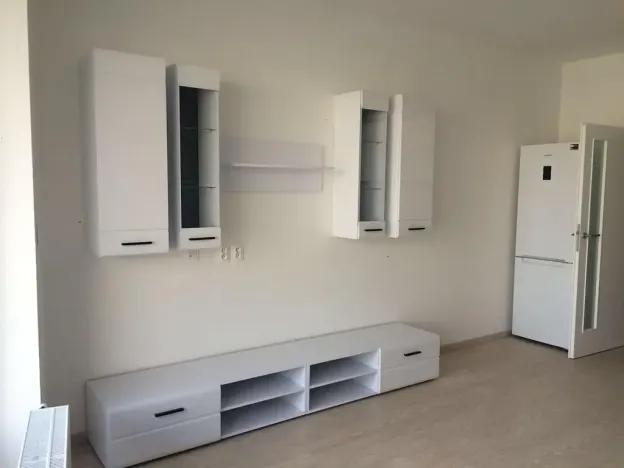 Pronájem bytu 1+kk, Praha - Dejvice, Lindleyova, 32 m2