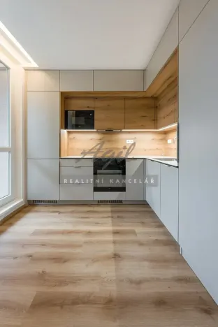 Pronájem bytu 1+1, Šlapanice, 30 m2