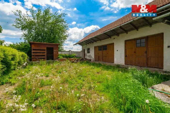 Prodej rodinného domu, Moravec, 220 m2