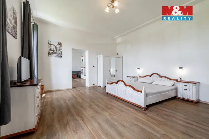 Prodej rodinného domu, Moravec, 220 m2