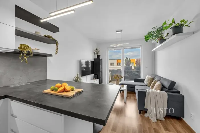 Prodej bytu 3+kk, Praha - Uhříněves, Oty Bubeníčka, 51 m2