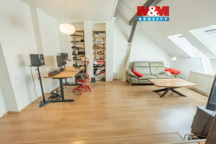 Pronájem bytu 1+1, Praha - Vinohrady, Záhřebská, 88 m2