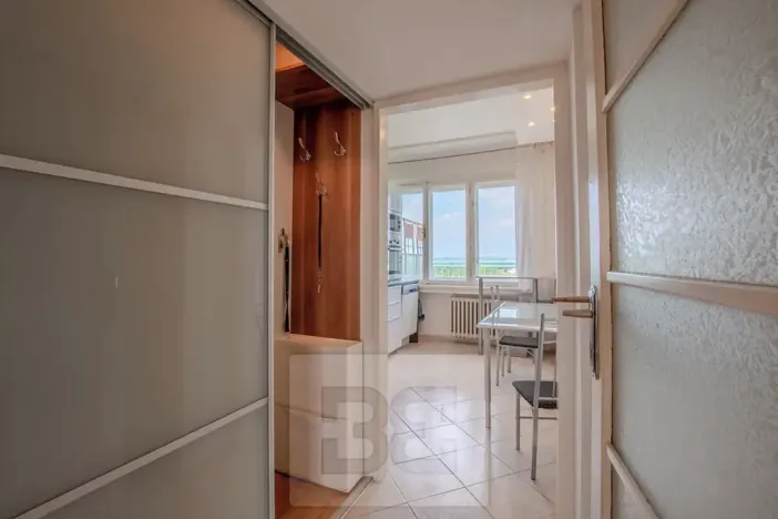 Pronájem bytu 3+1, Praha - Vinohrady, Písecká, 79 m2
