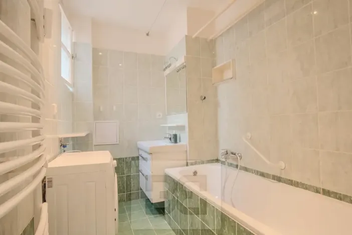 Pronájem bytu 3+1, Praha - Vinohrady, Písecká, 79 m2