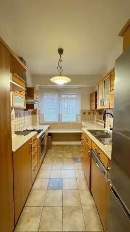 Pronájem bytu 3+1, Praha - Vršovice, Kišiněvská, 74 m2