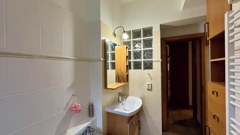 Pronájem bytu 3+1, Praha - Vršovice, Kišiněvská, 74 m2