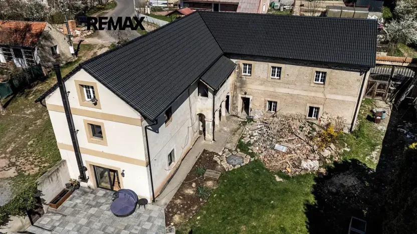 Prodej činžovního domu, Černuc, 330 m2