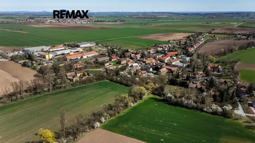 Prodej činžovního domu, Černuc, 330 m2