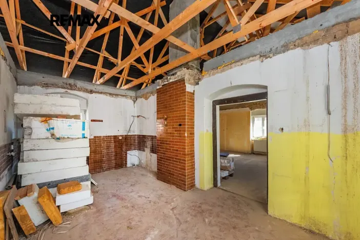 Prodej činžovního domu, Černuc, 330 m2