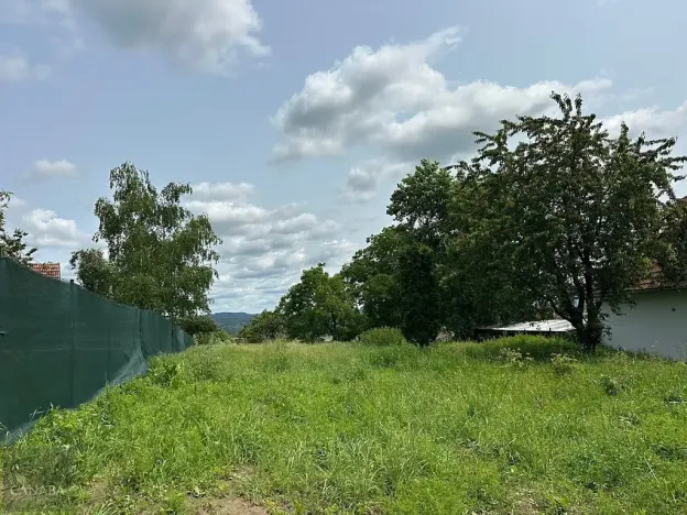 Prodej pozemku pro bydlení, Lešany, 1000 m2