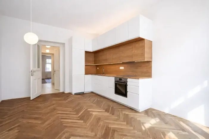 Pronájem bytu 3+kk, Praha - Vršovice, 28. pluku, 70 m2