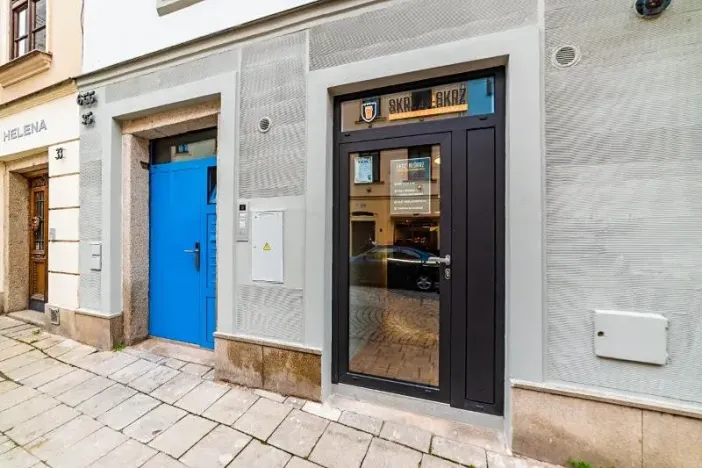 Pronájem obchodního prostoru, Jihlava, Čajkovského, 90 m2