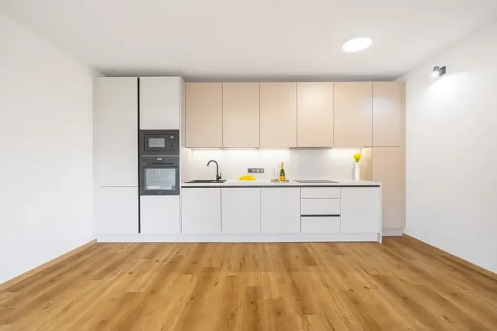 Prodej bytu 3+kk, Praha - Kyje, Sicherova, 92 m2