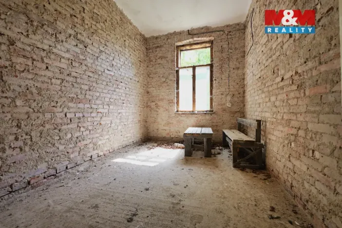 Prodej výrobních prostor, Žulová - Tomíkovice, 1400 m2
