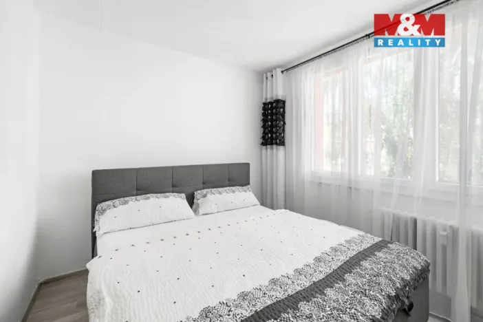 Prodej bytu 4+1, Postoloprty, Jiráskovo náměstí, 77 m2