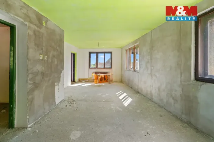 Prodej rodinného domu, Rynholec, nám. 1. máje, 363 m2