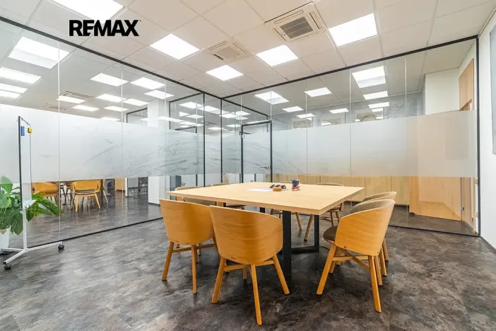 Pronájem kanceláře, Plzeň, Otýlie Beníškové, 63 m2