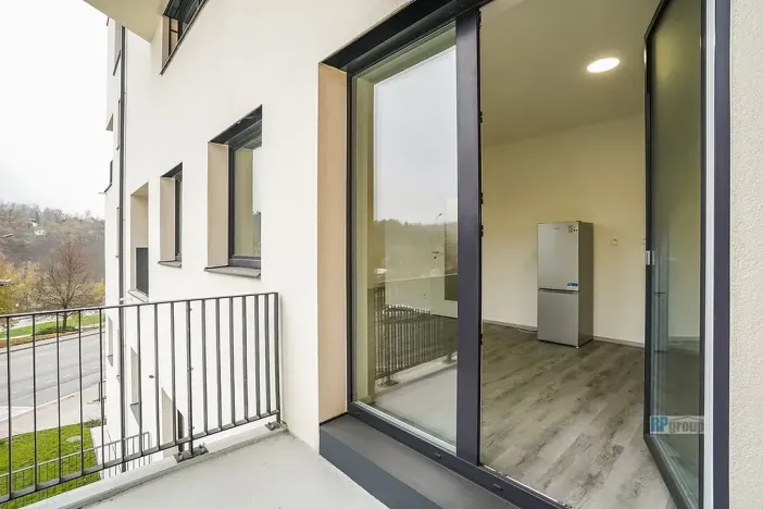 Pronájem bytu 1+kk, Český Krumlov, Za Jitonou, 43 m2
