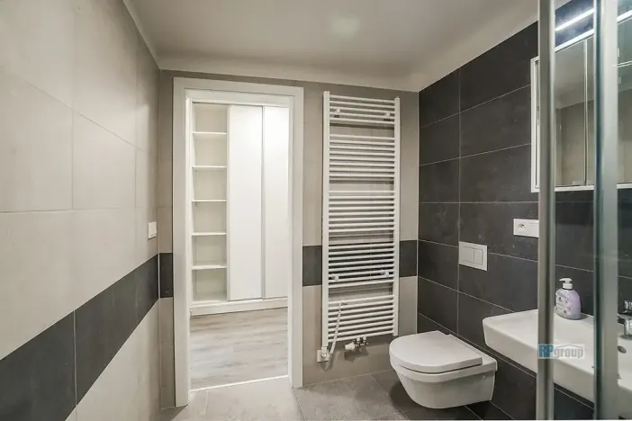 Pronájem bytu 1+kk, Český Krumlov, Za Jitonou, 43 m2