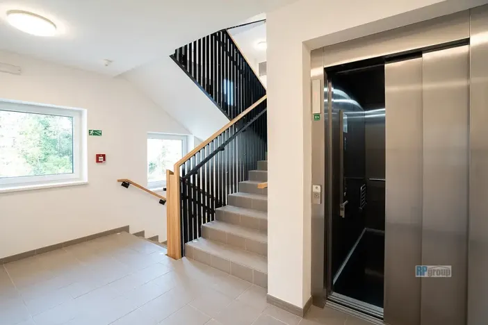 Pronájem bytu 1+kk, Český Krumlov, Za Jitonou, 43 m2