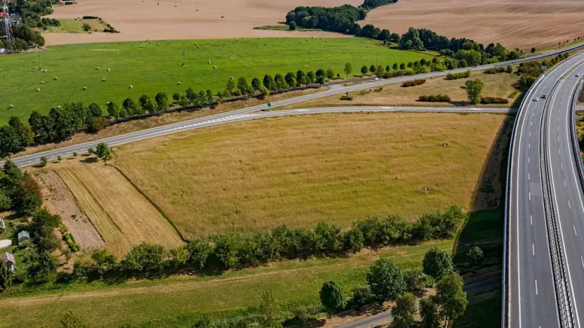 Prodej komerčního pozemku, Bělotín, 9952 m2
