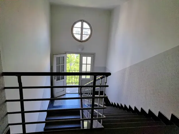 Pronájem bytu 1+kk, Praha - Bubeneč, 30 m2
