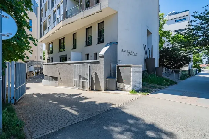 Pronájem bytu 4+kk, Praha - Strašnice, V olšinách, 100 m2