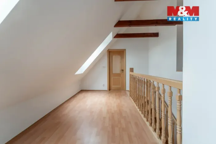 Prodej rodinného domu, Šestajovice, Potoční, 297 m2