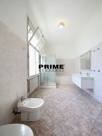 Pronájem kanceláře, Praha - Střešovice, Slunná, 270 m2
