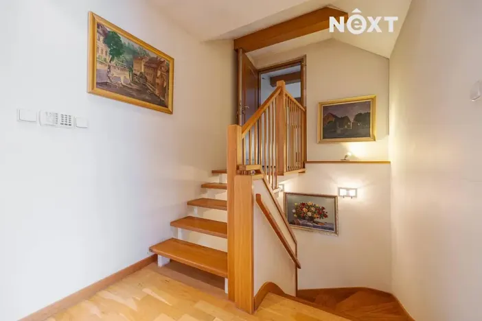 Prodej vily, Praha - Uhříněves, Merkurova, 420 m2