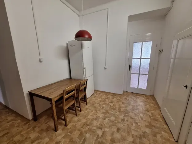 Pronájem pokoje, Praha - Vinohrady, Písecká, 21 m2
