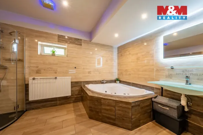 Prodej rodinného domu, Janov nad Nisou - Loučná nad Nisou, 340 m2