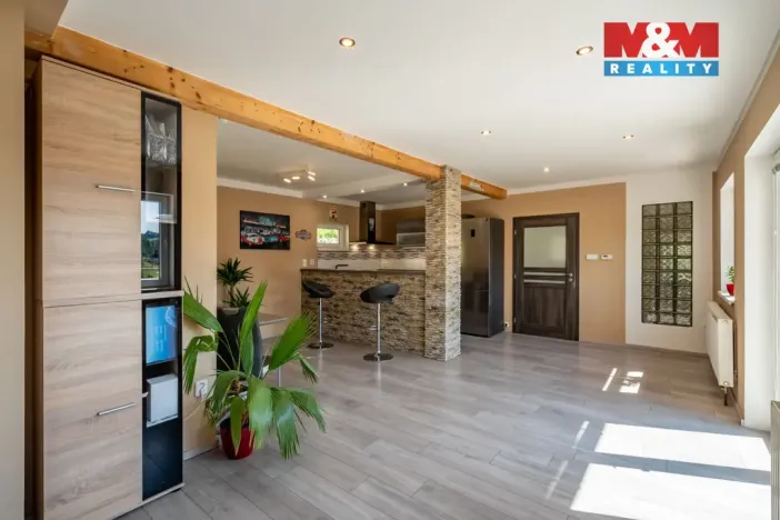 Prodej rodinného domu, Janov nad Nisou - Loučná nad Nisou, 340 m2