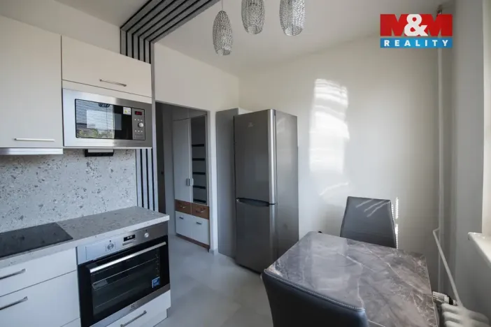 Pronájem bytu 1+1, Náchod - Staré Město nad Metují, Bílá, 44 m2