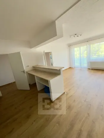 Pronájem bytu 2+kk, Kladno, Vojtěcha Lanny, 56 m2