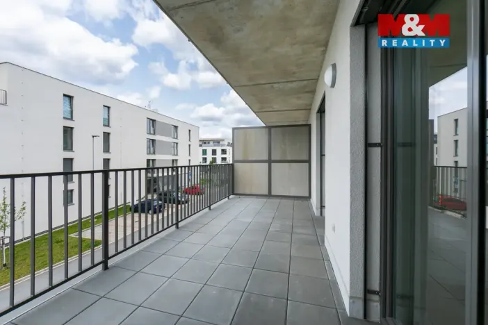 Pronájem bytu 2+kk, Plzeň, Safírová, 66 m2