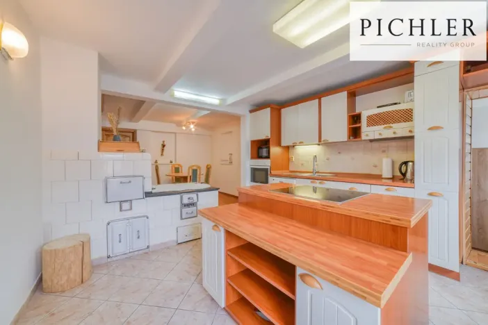 Prodej rodinného domu, Stříbrná, 341 m2
