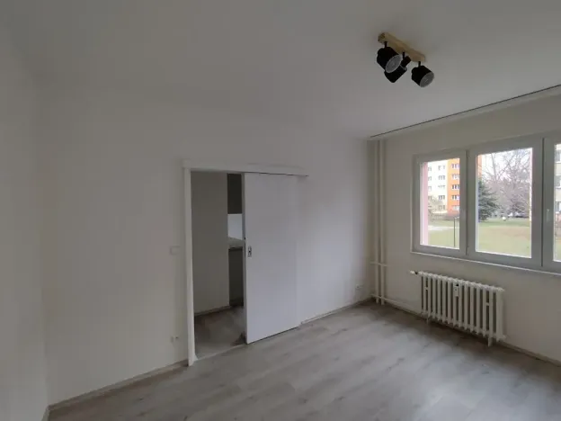 Pronájem bytu 3+1, Praha - Malešice, Počernická, 72 m2
