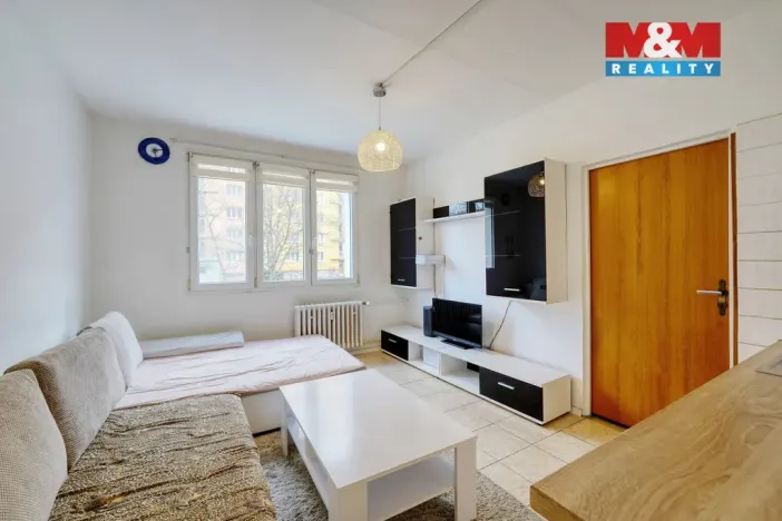 Pronájem bytu 1+1, Plzeň - Skvrňany, Křimická, 36 m2