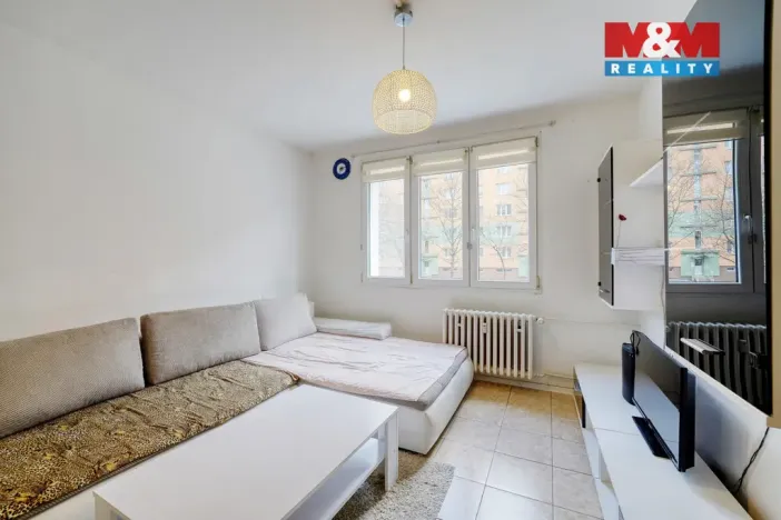 Pronájem bytu 1+1, Plzeň - Skvrňany, Křimická, 36 m2