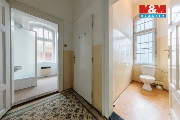 Prodej komerční nemovitosti, Kraslice, B. Smetany, 710 m2