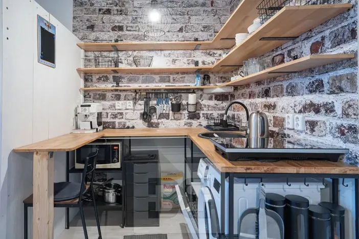 Pronájem bytu 1+kk, Praha - Vinohrady, Na Folimance, 28 m2